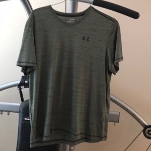 Under Armour heat gear tee